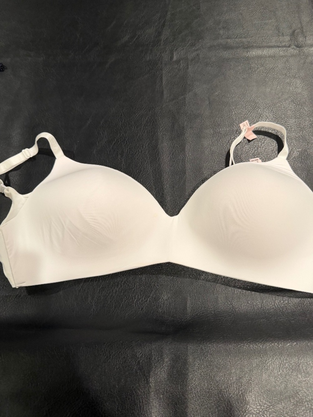 Victoria's Secret White Bra 38 DD NWT